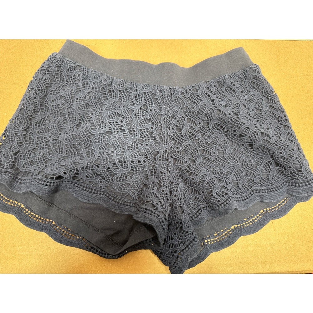 Lilly Pulitzer Navy Blue Lace Scalloped Hem Shorts XS Elastic Waist Resortwear‎